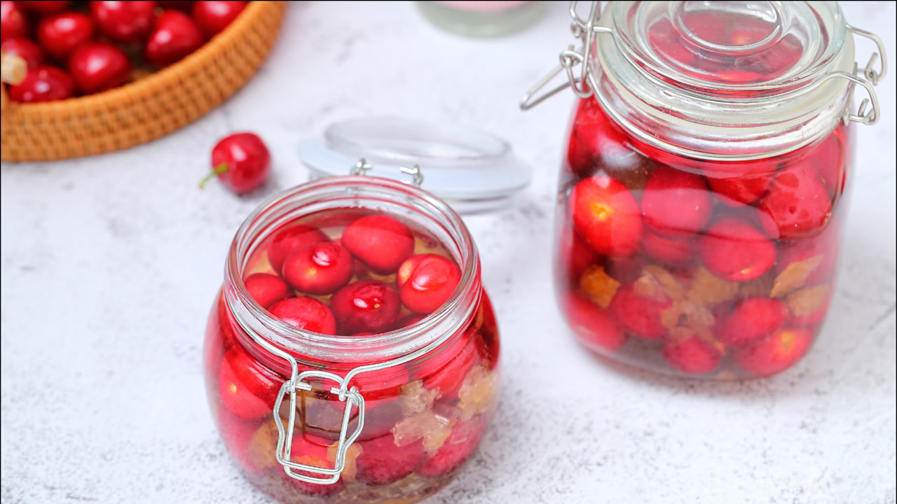 樱桃酒(用樱桃酿造的酒)_搜狗百科