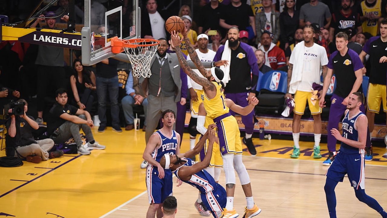 30日nba十佳球 英格拉姆隔扣布鲁尔 盖伊压哨跳投一箭穿心