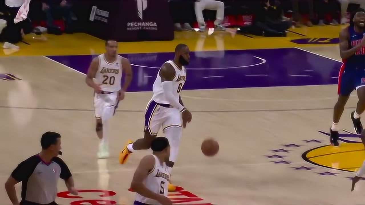 NBA·湖人双杀活塞