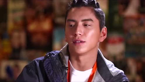 0:01:07时 间:2017-08-04上传者:微视频广告制作萌宠金大帅关注1.