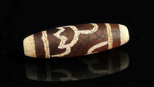 时 间:2021-08-16世界上有2颗九眼天珠,有一颗是在李连杰手上,传言