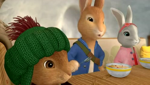 比得兔:比得兔和小伙伴第一次喝萝卜汤,好香呀!