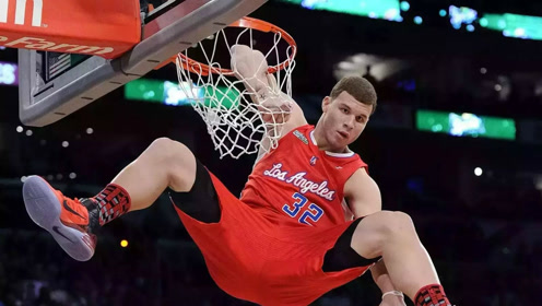 nba赛场最精彩的弹地空接扣篮,你最喜欢哪个?