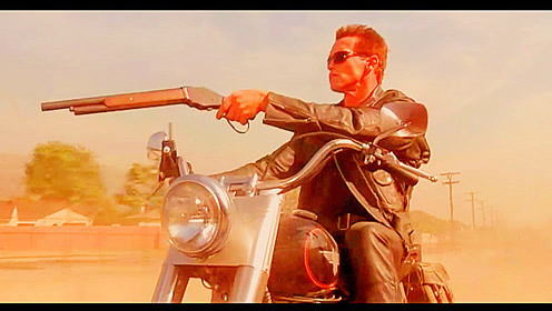 终结者t100以为开车就能追杀约翰,结果被t800一枪爆胎,直接出车祸