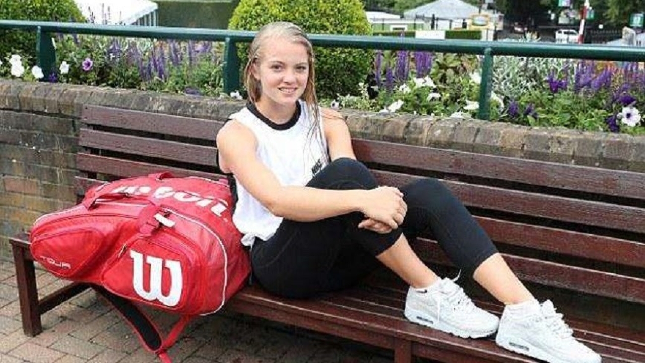 不打球可以直接混娱乐圈了 她是"网坛小天鹅"凯蒂·斯旺