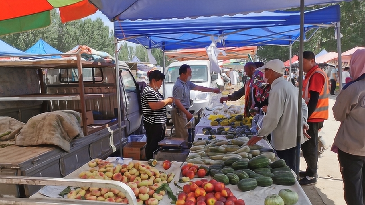 北京周边的农村大集,看看这里的蔬菜水果价格很低