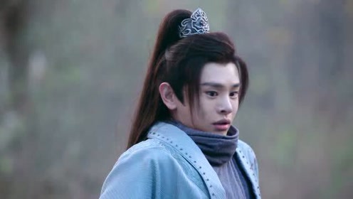 有翡:朱晨看着满地尸体,以及惨死的亲妹妹,心中恨意冲天!