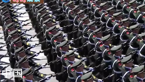 各国阅兵对比,中国解放军正步劈枪率先出场,后面10个国家尴尬了