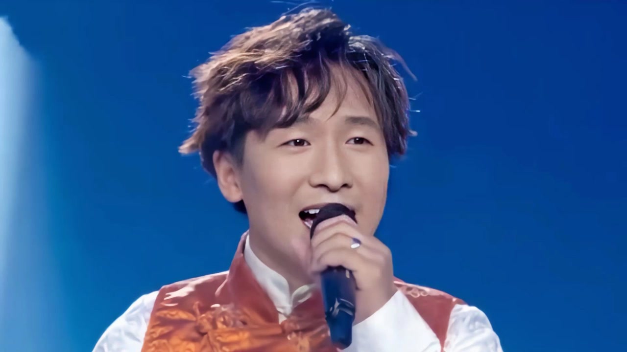 藏族歌手更却才仁,《珠穆朗玛》,大气高亢