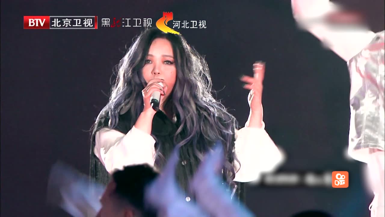 天后张惠妹《三天三夜》 爆裂高音引燃跨年夜!