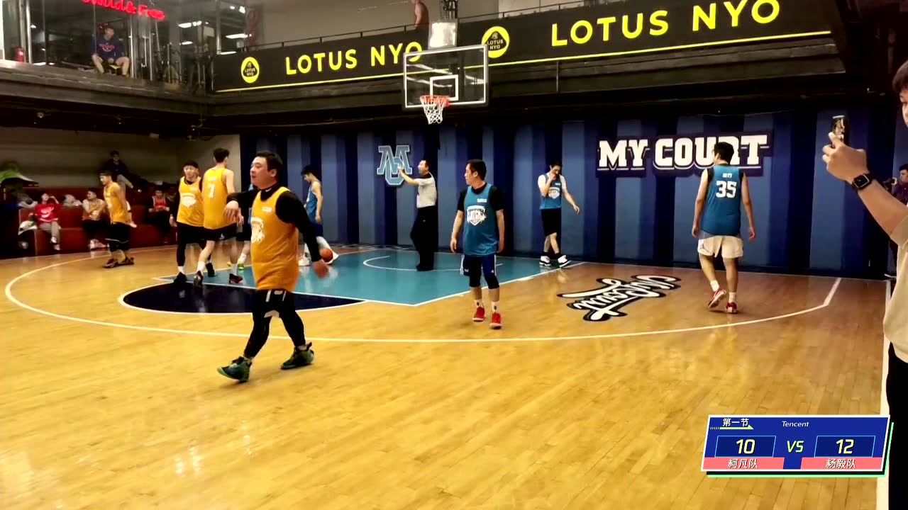 谁也拦不住 吴悠以球领人助队友打成2+1