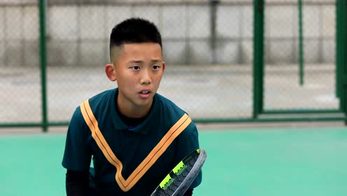 网球小先锋——陈显峰