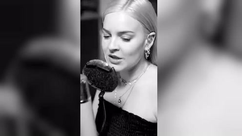 2002 (acoustic)-- anne-marie