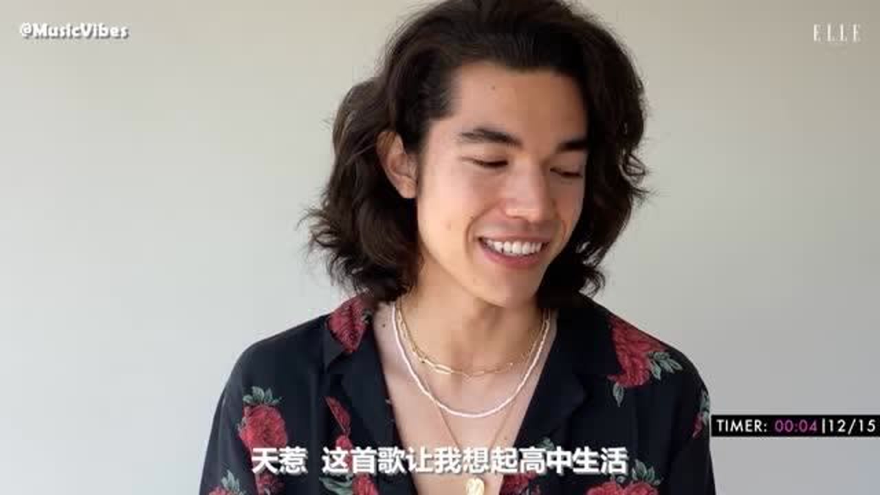 柯灰conan gray玩歌词游戏怎么能少了偶像霉霉的歌?