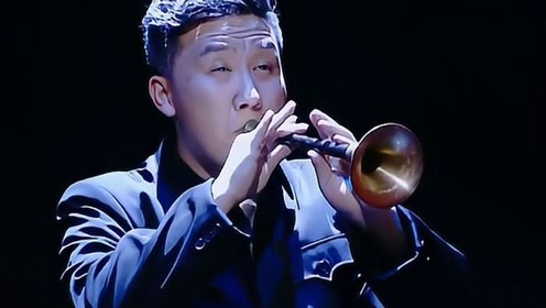 杨树林的唢呐真是绝,绝对在葬礼上练过,听得我快哭出来了!