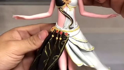 粘土捏了个叶罗丽精灵梦白光莹