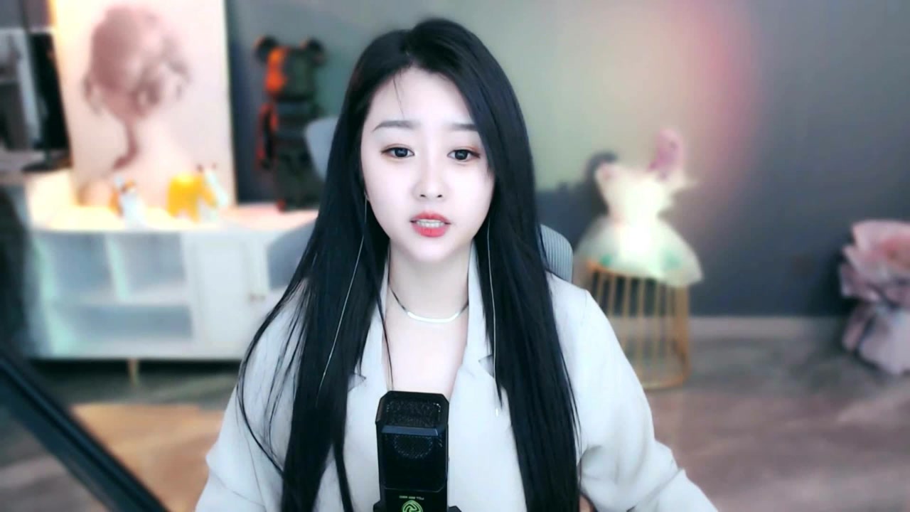 菲儿《飞蛾扑火》看花谢花开 看潮起潮落 看世间悲欢离合