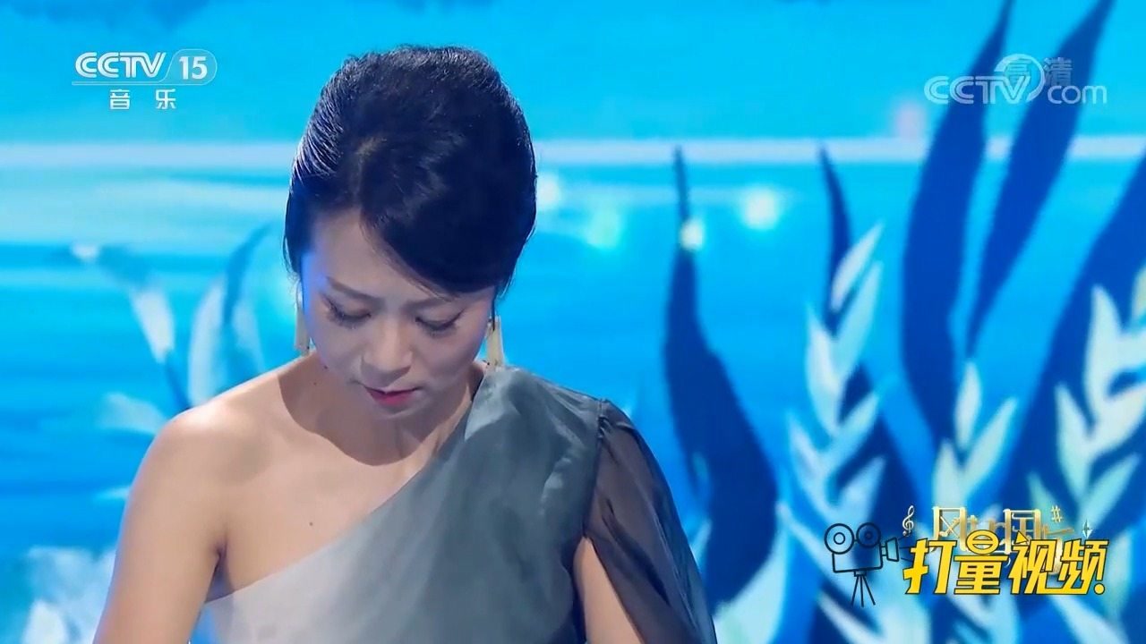 邱霁古筝演奏《水·仙》,闭眼倾听,旋律让人沉醉