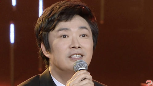 费玉清模仿凤飞飞唱 流水年华 爆笑全场