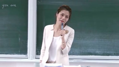 目:开讲啦上传者:我叫阿童木时 间:2017-12-18复旦大学女教授陈果:没