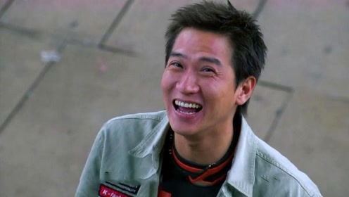 "渣渣飞"就是牛!绑匪要钱怎么办,助跑一波就解决!