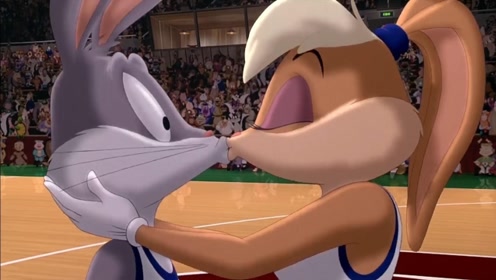 兔小妹差点被对手塔山压顶,兔八哥及时相救,竟得到兔小妹香吻