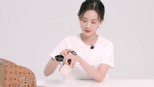 简 介:吴昕首都机场翻包吴昕首都机场翻包上传者:wonderland中文版时