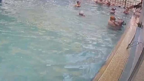 æ³³æ± æ„å¤– è…¾è®¯è§†é¢'