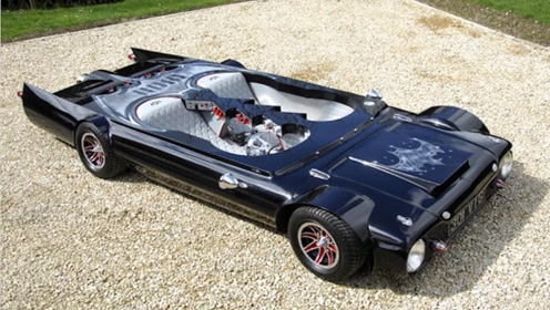 世界最小的汽车,高度只有48厘米,过收费站都不用停车!