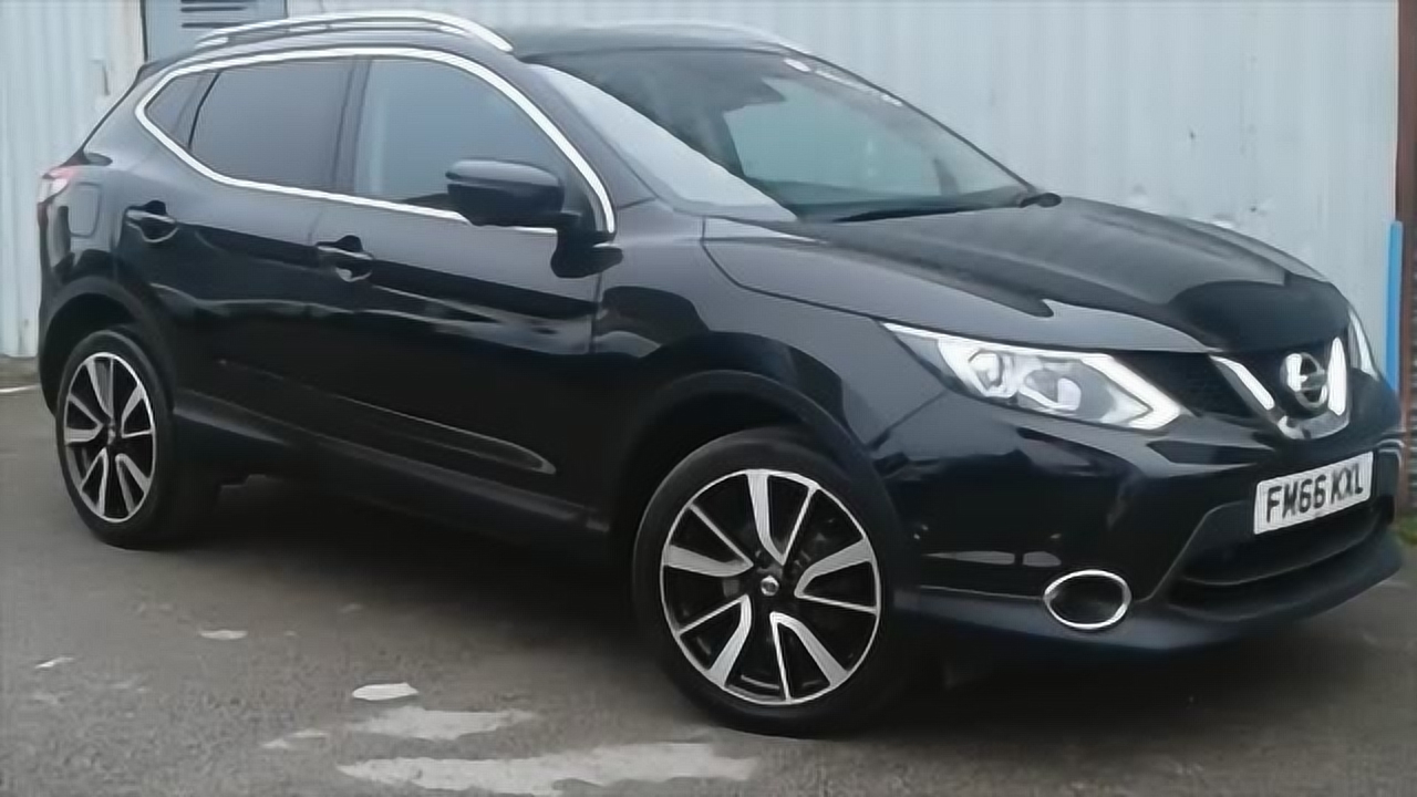 日产逍客1.5搞到手了,就喜欢这个黑色的,稳重