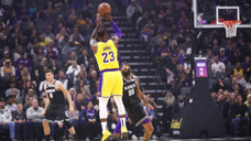 10佳榜单：NBA2019-20赛季十大超远三分，手感发烫出手就有