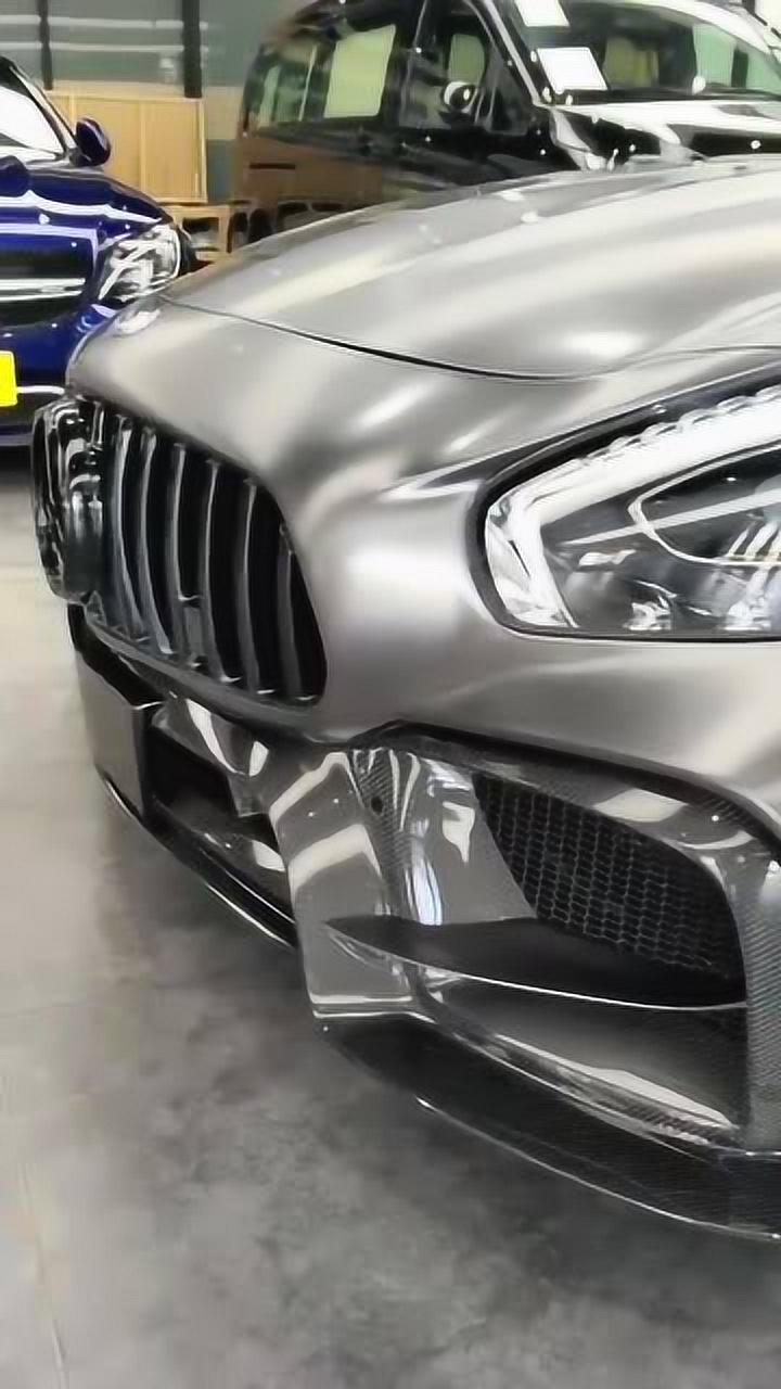 见识一下黑武士奔驰gtr,真是太帅了,网友:别停产,我在努力