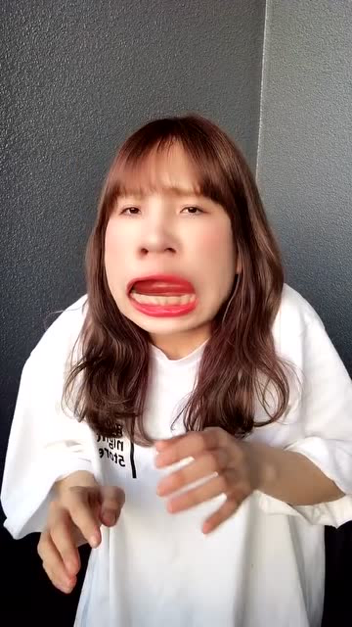 日本小姐姐故意扮丑,有颜任性,爱了!