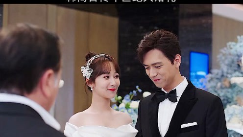 0:02:43韩商言佟年世纪大婚礼时 间:2021-02-26上传者:稻草人漫剪简