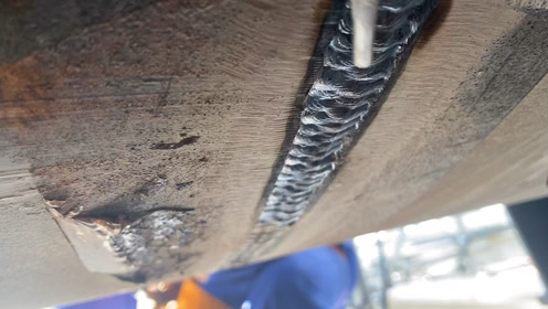 如何焊接仰焊大鱼鳞纹