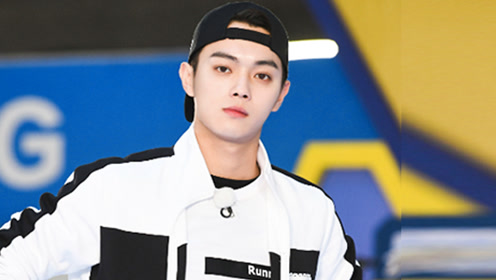 黑马许凯撕名牌连撕李晨宋雨绮时 间:2019-06-01上传者:奔跑吧官方号