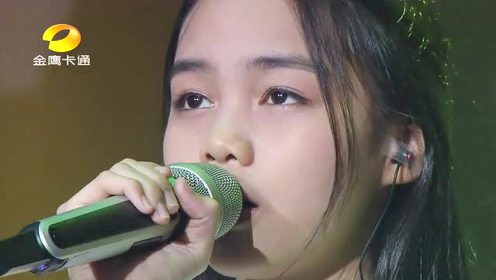 汤晶锦《海阔天空》