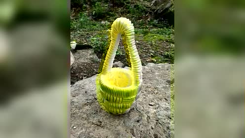 用南瓜雕刻花篮 刀工好厉害