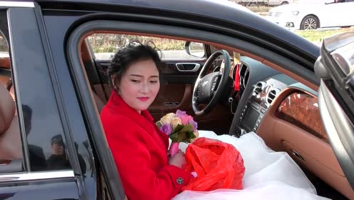 简 介:潘长江黄晓娟韩兆徐小燕小品,真是看一遍笑三天上传者:情话情歌