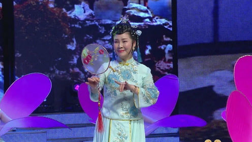 转星大拜年:传统二人转《王二姐思夫》,实力闫淑萍精彩呈现!