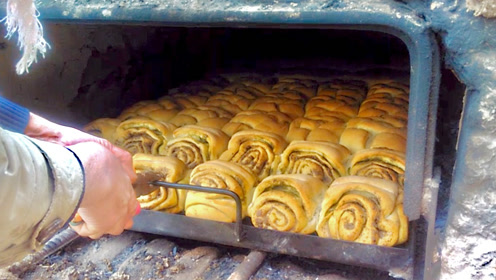 甘肃民勤的胡麻馕卷子馍馍,比电烤箱烤的好百倍,好吃易存放!