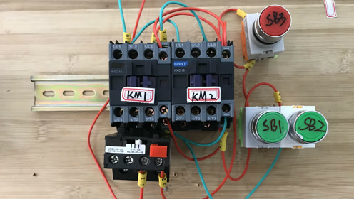 老電工通俗講解,電工小白都能看懂0:04:52簡 介:交流接觸器怎麼接線?