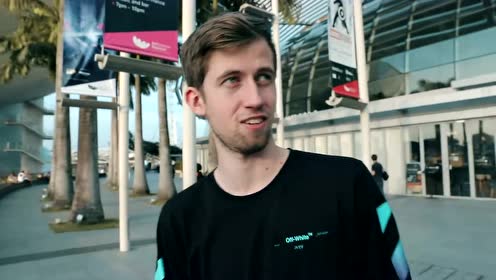 Unmasked è¾è®¯è§é¢ Alan olav walker , better known as alan walker , is a famous dj and music producer. è¾è®¯è§é¢