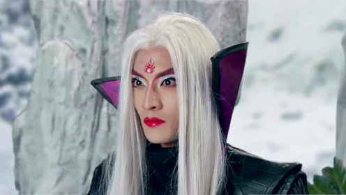 双耳神把魔煞杀死,并吞噬了他的修为,谁知竟变成了这副模样