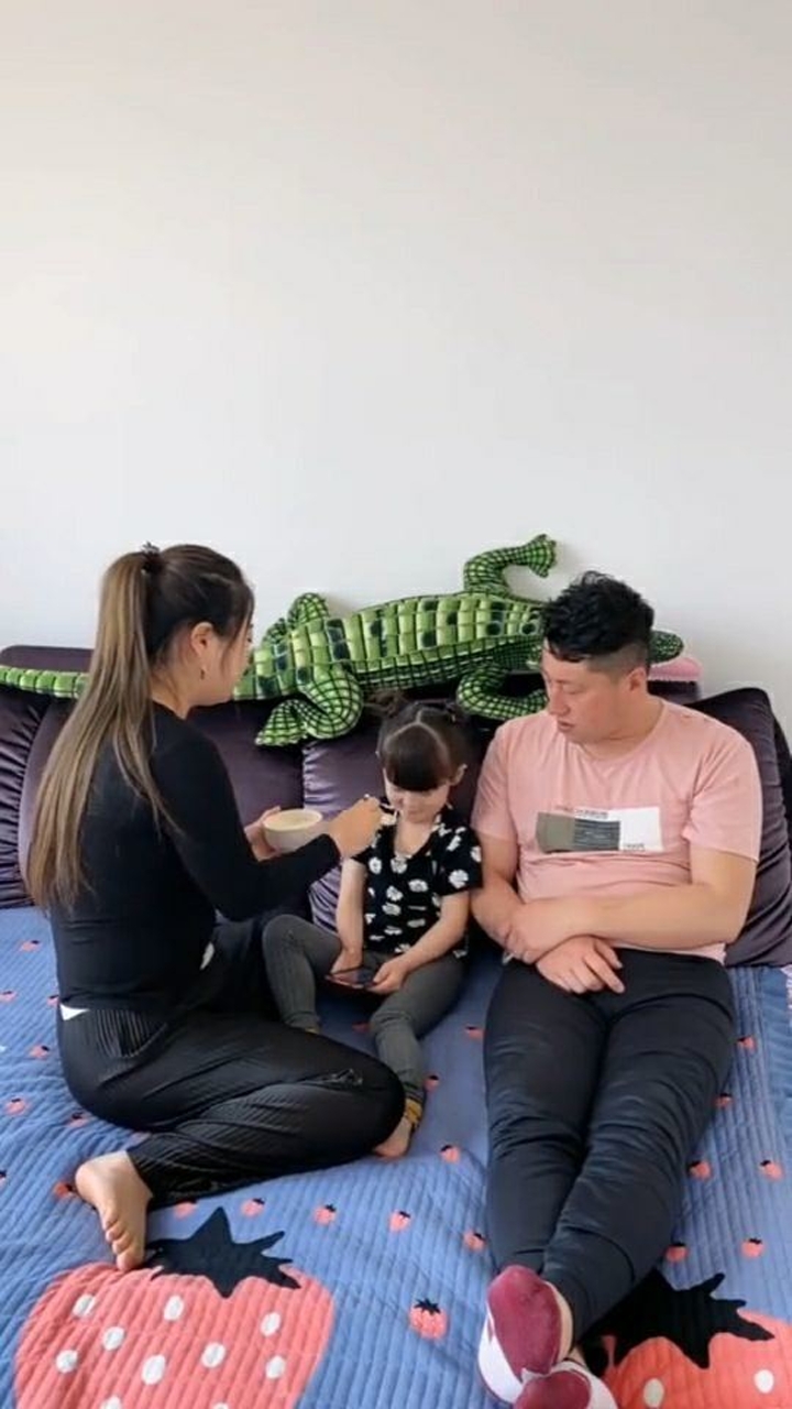 老婆教育孩子,为什么挨打的是我