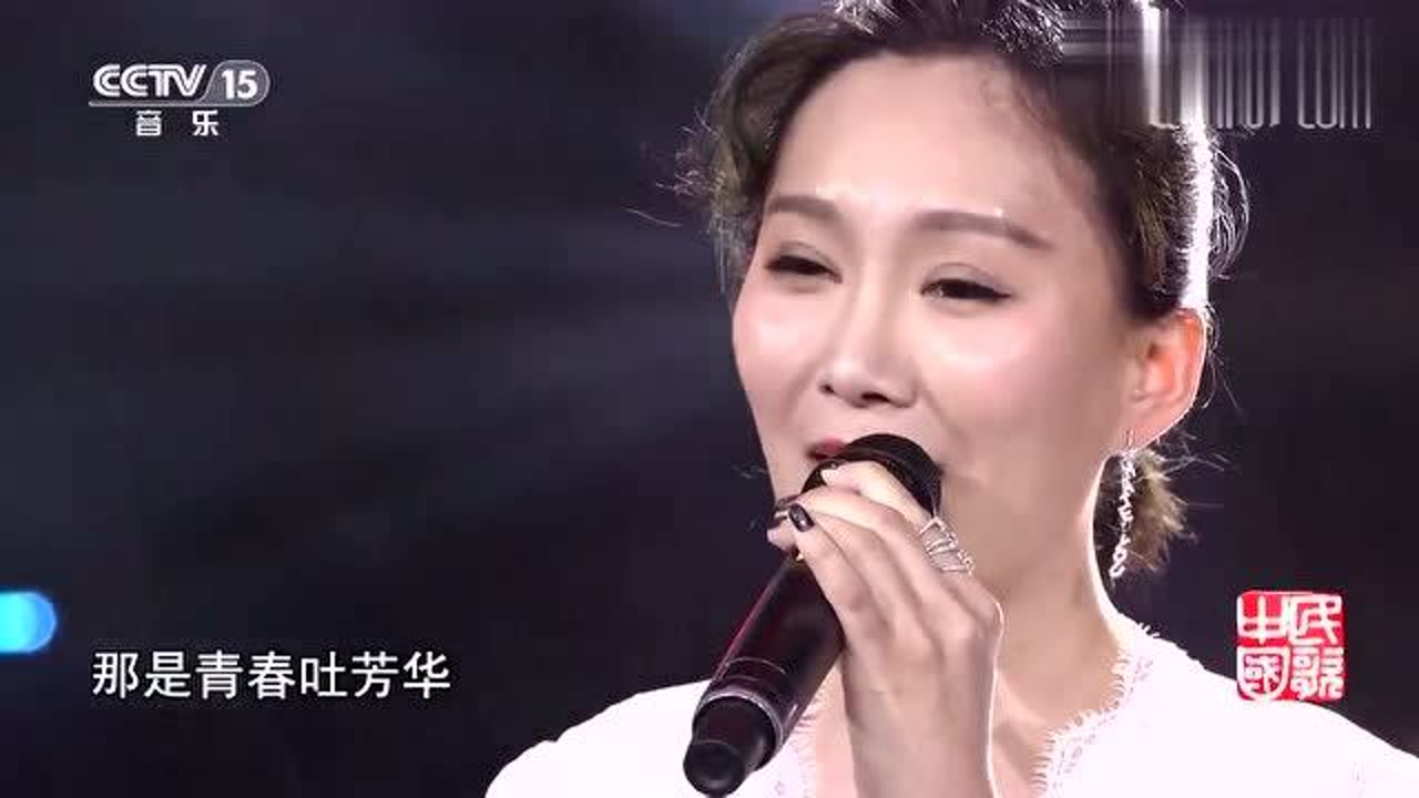 于海洋辛修萍合唱经典《绒花》天籁和声,太惊艳了!