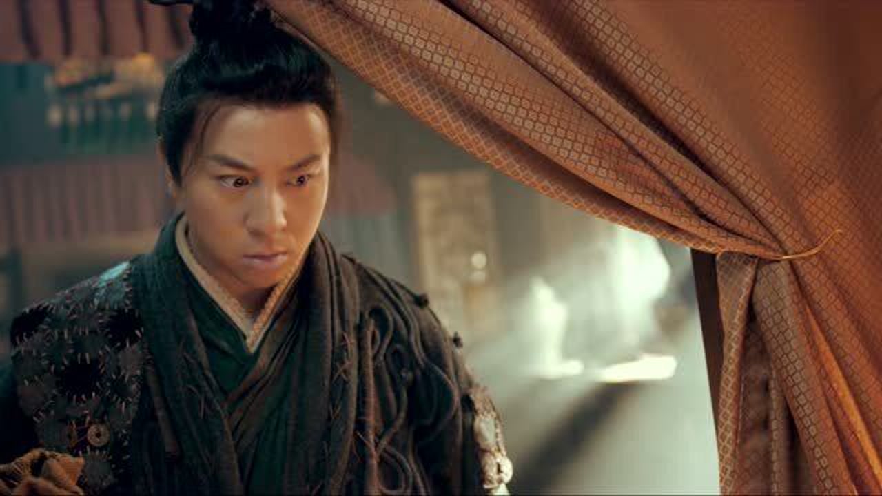 《燕赤霞猎妖传》一觉醒来床上竟多了个女人,一代大侠燕赤霞慌了!