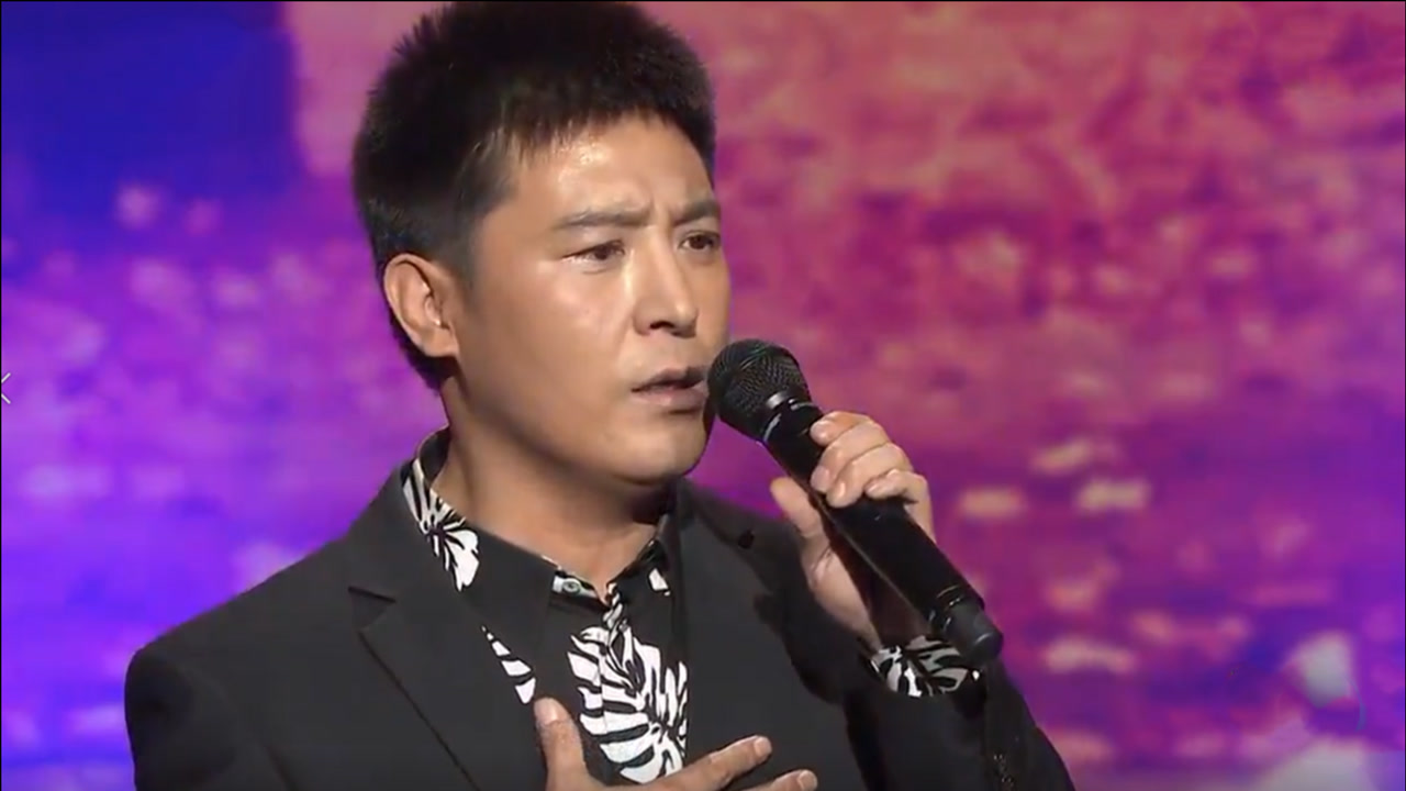 孙涛唱歌原来这么好听!开口瞬间惊艳全场,一个被演技耽误的歌手