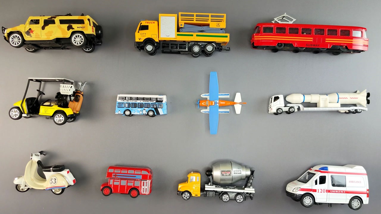 益智玩具启蒙英语,认识救护车,搅拌车,双层巴士车的中英文单词