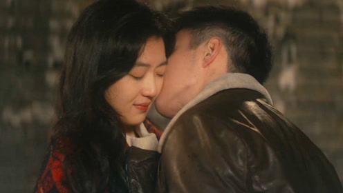 孙千翟子路上演青涩初吻